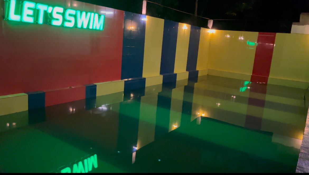 Let's swim neon
